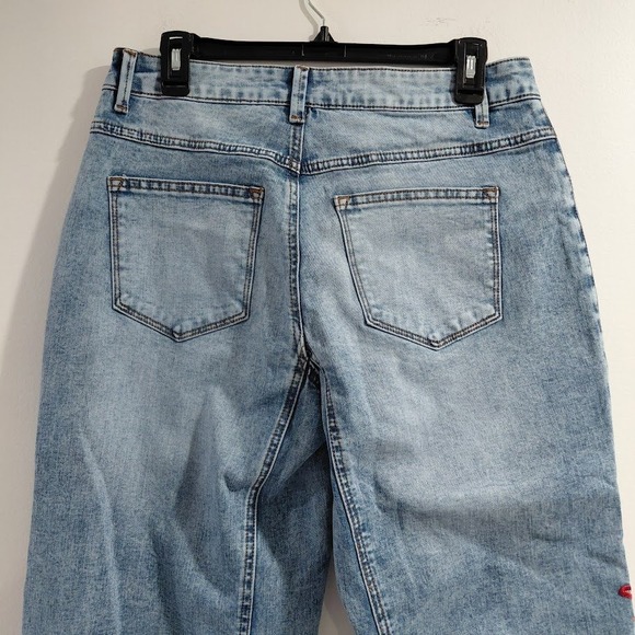 Flamingals Womens Floral Embroidered Wide Leg Cropped Jeans Light Wash Size L - Picture 11 of 16